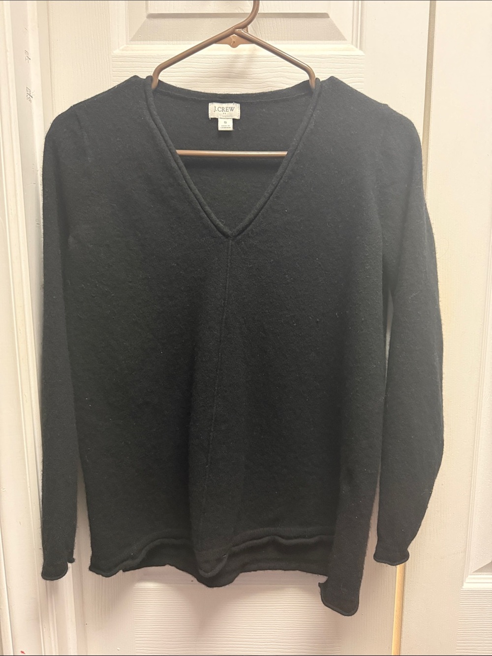 J. Crew Men's Black V-Neck Knit Sweater